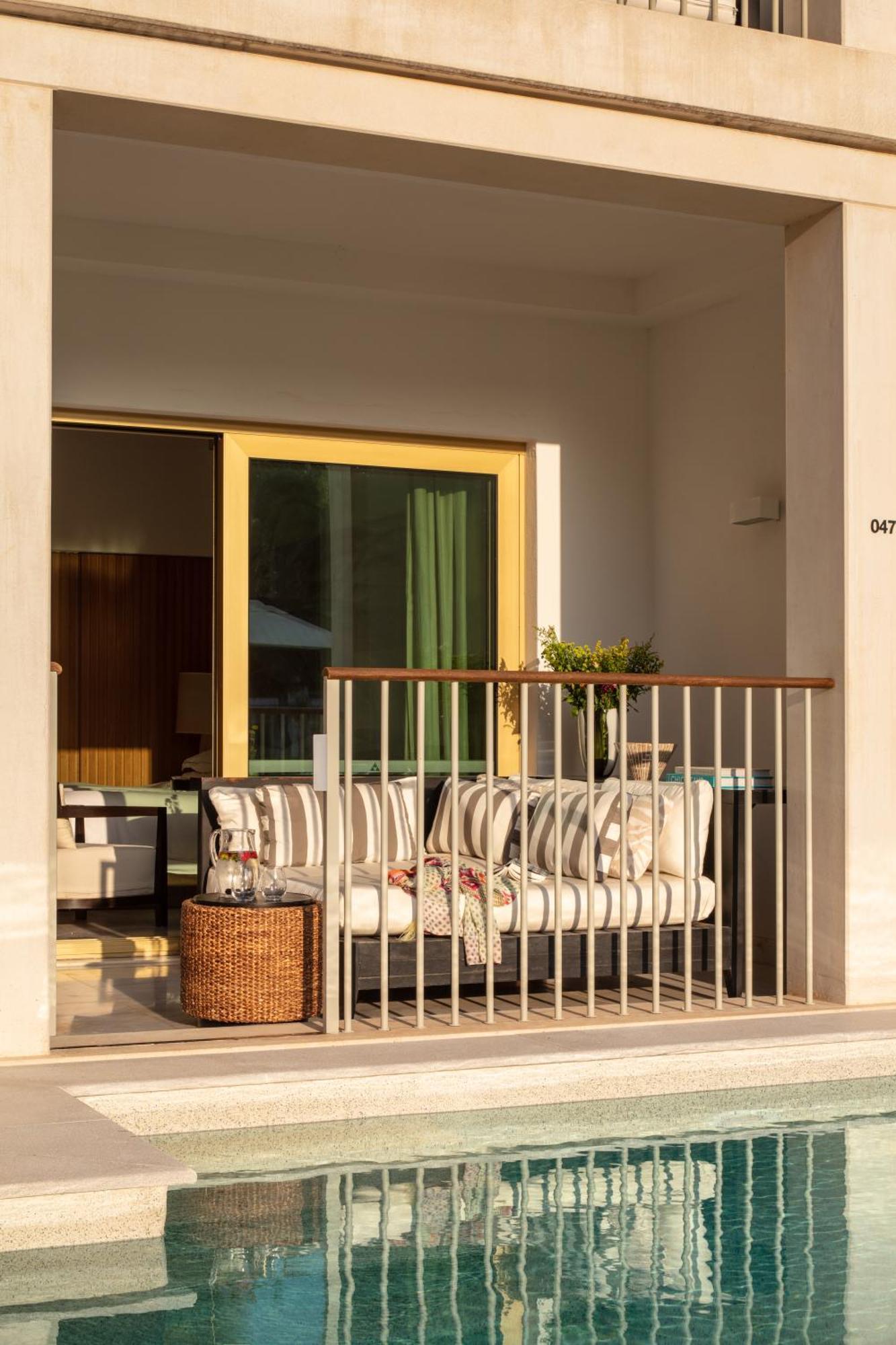 Signature Twin Room with Balcony and Pool Access